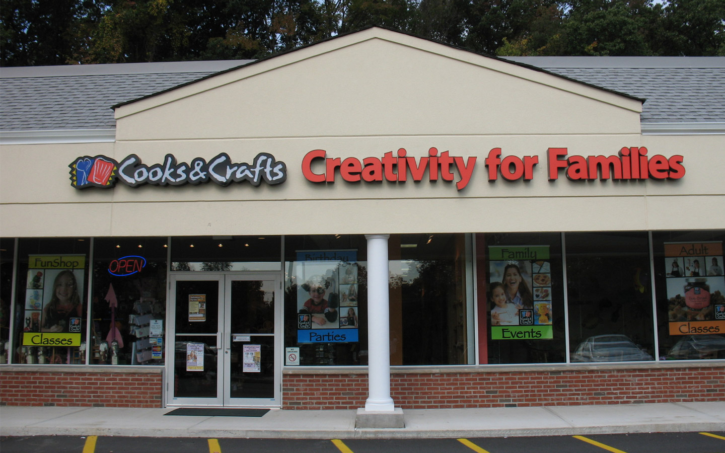 Store Design: signage and tagline